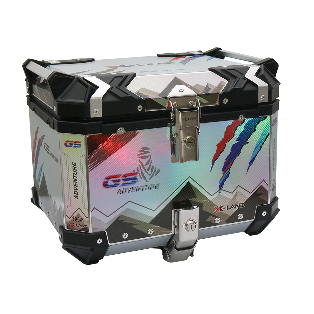dab6e917-2e74-439b-b3fd-e49a37c00950 Centralni kofer X-LAND ALU sivi ADVENTURE 45L