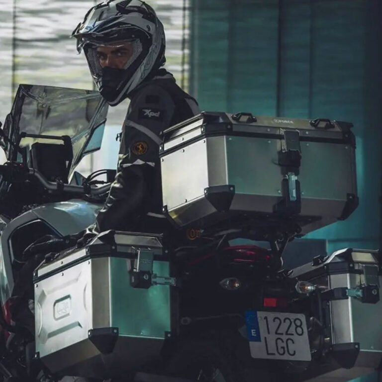 Sigmatic Moto - Online prodaja moto opreme 77 Centralni kofer Kappa KFR580A K’FORCE niklovani Monokey 58L